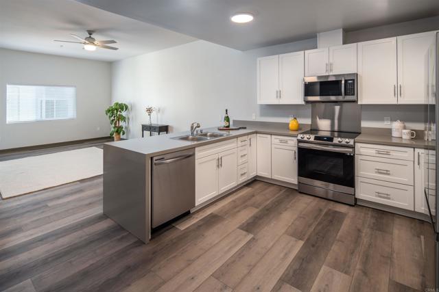 523 16Th Street, Ramona CA: https://media.crmls.org/mediaz/f8d13e1a-d126-4e9d-b702-68196a6b1fe8.jpg