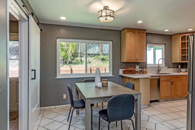 21525 Madrone Drive, Los Gatos CA: https://media.crmls.org/mediaz/f8d15d96-d3fb-43c9-824a-1753f1119f1a.jpg