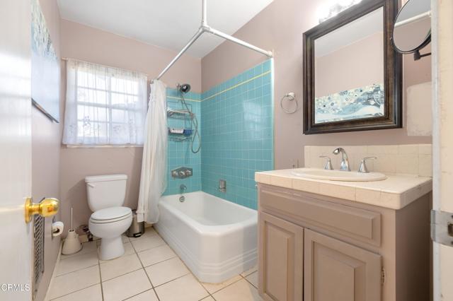 Detail Gallery Image 25 of 34 For 17350 Osborne St, –,  CA 91325 - 3 Beds | 2 Baths