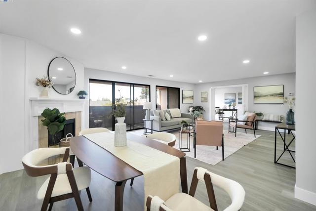 Image 17 of 55 For 26937 Hayward Blvd  217