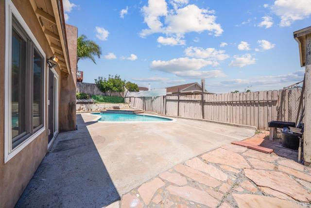 7439 Carrie Ridge Way, San Diego CA: https://media.crmls.org/mediaz/f8d367b2-2107-4f87-a7a5-63386642eff5.jpg