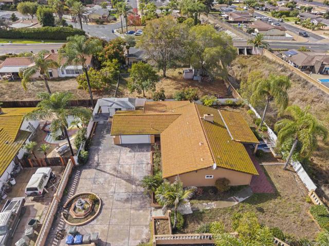 5315 Old Dairy Ct, Bonita CA: https://media.crmls.org/mediaz/f8d522e0-b342-45de-ba81-e735d1d63cdc.jpg