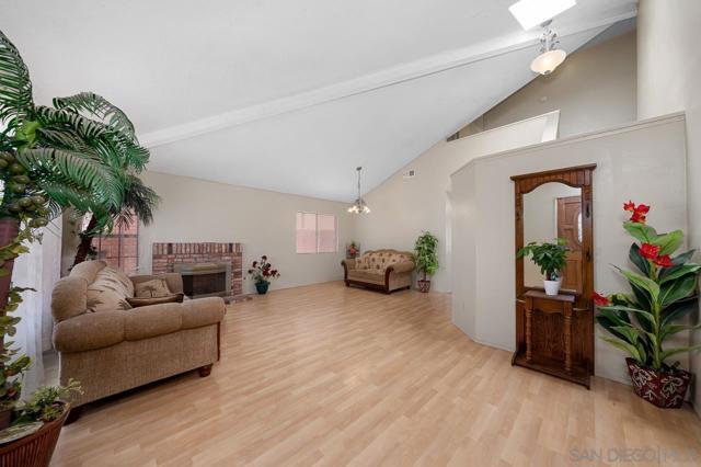 7263 AQUAMARINE RD, Spring Valley, California 91977, 4 Bedrooms Bedrooms, ,3 BathroomsBathrooms,Single Family Residence,For Sale,AQUAMARINE RD,250032426SD