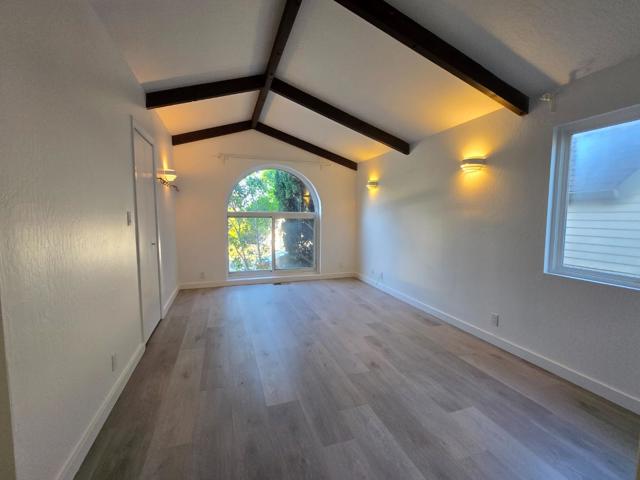 131 Hazel Avenue, Millbrae CA: https://media.crmls.org/mediaz/f8d6fe9c-f61f-4007-8dd9-77fcbb13afcb.jpg