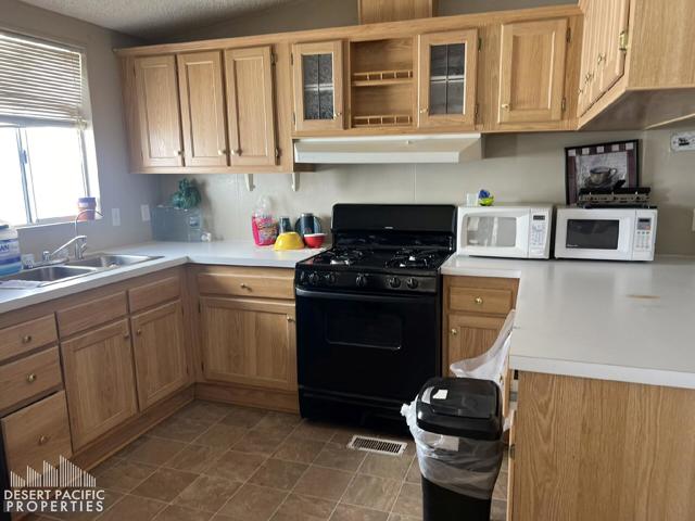 77.6 AC 78100 Harrison St, OA (37)