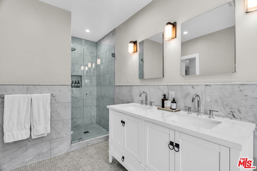 MLS #25616745 image #42