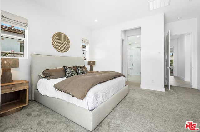 Image 17 of 63 For 75403 Mansfield Drive