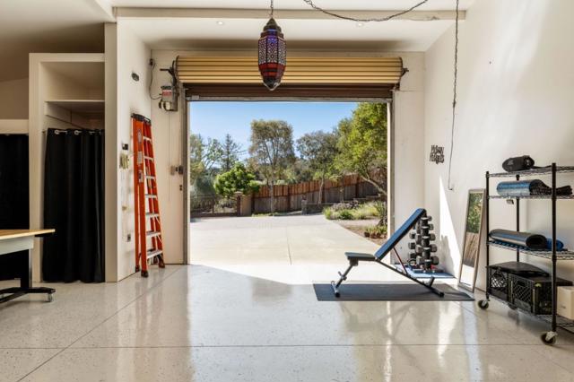 Image 32 of 50 For 109 Corral De Tierra Road