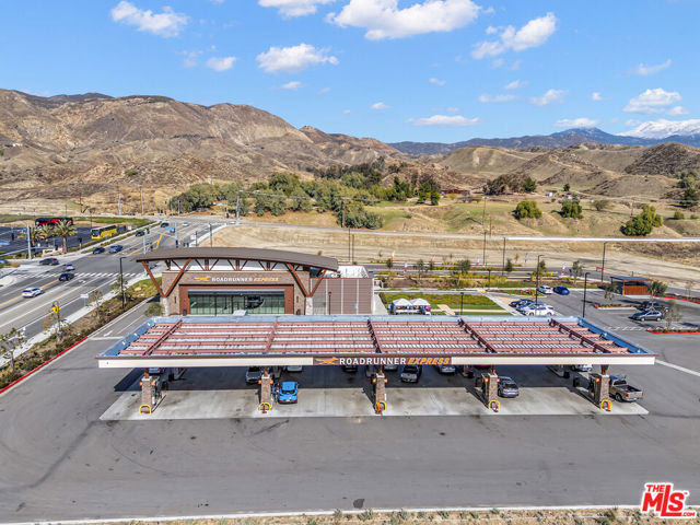 345 N State Street, San Jacinto CA: https://media.crmls.org/mediaz/f8d90888-52ec-4821-a474-6edb716791f4.jpg