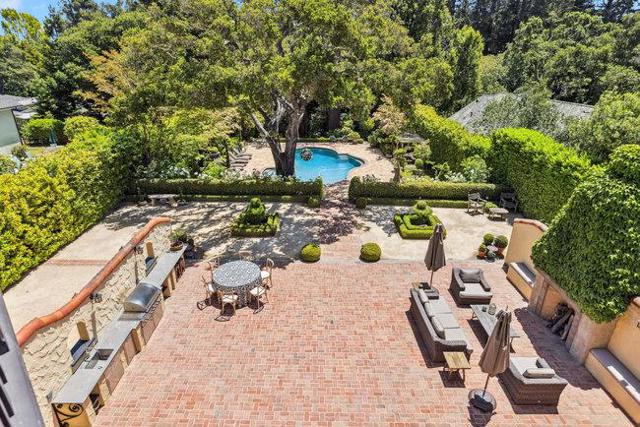 2307 Easton Drive, Burlingame CA: https://media.crmls.org/mediaz/f8d9c4d7-0616-4b4b-a5e6-a80eef413778.jpg