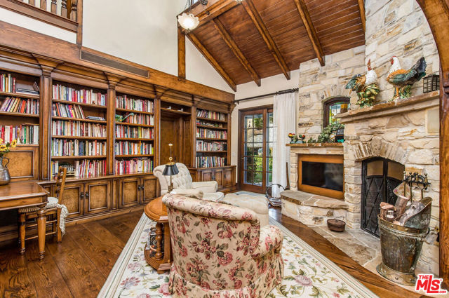25010 Thousand Peaks Road, Calabasas CA: https://media.crmls.org/mediaz/f8d9d324-cfc9-4902-a40a-bede45d1db45.jpg