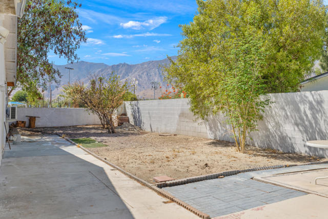 891 El Placer Road, Palm Springs, CA 92264