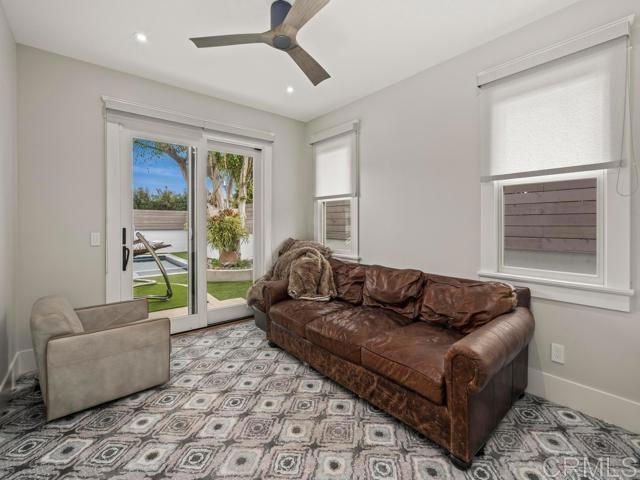 Detail Gallery Image 17 of 54 For 1027 G Ave, Coronado,  CA 92118 - 5 Beds | 3/1 Baths