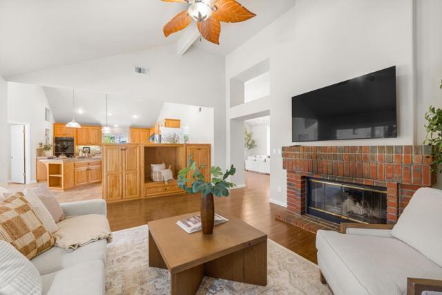 17157 Heatherwood Way, Morgan Hill CA: https://media.crmls.org/mediaz/f8db0eb0-01f6-4898-b276-8c75cb5ab4b1.jpg