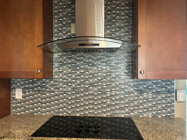 5420 Kipling Lane, Carlsbad CA: https://media.crmls.org/mediaz/f8db38fe-a60f-4f0c-935d-52a8a966203c.jpg