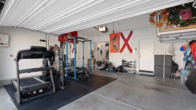 262 Camellia Way, Vista CA: https://media.crmls.org/mediaz/f8db8925-37db-45b6-b94a-8e87658ec706.jpg