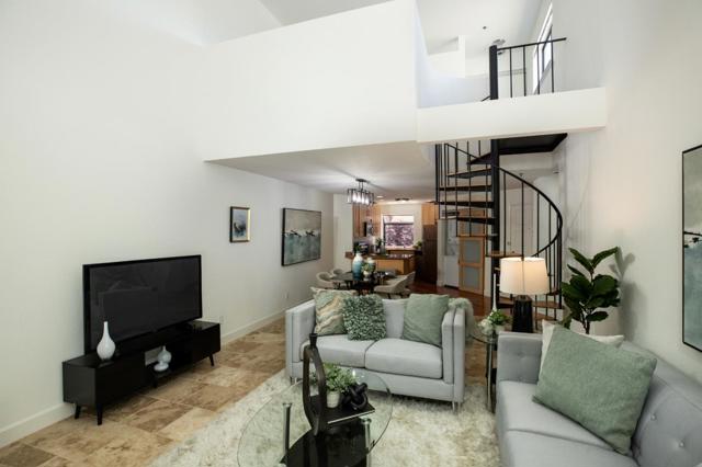 223 Shorebird Circle,  CA: https://media.crmls.org/mediaz/f8dc24e6-7318-4fe4-98f8-2357e824cf94.jpg