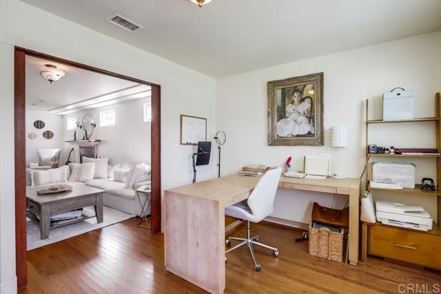 4141 Whittier Street, Ocean Beach (San Diego) CA: https://media.crmls.org/mediaz/f8dc5e8a-1dc6-4665-848b-b57ecc336ea7.jpg