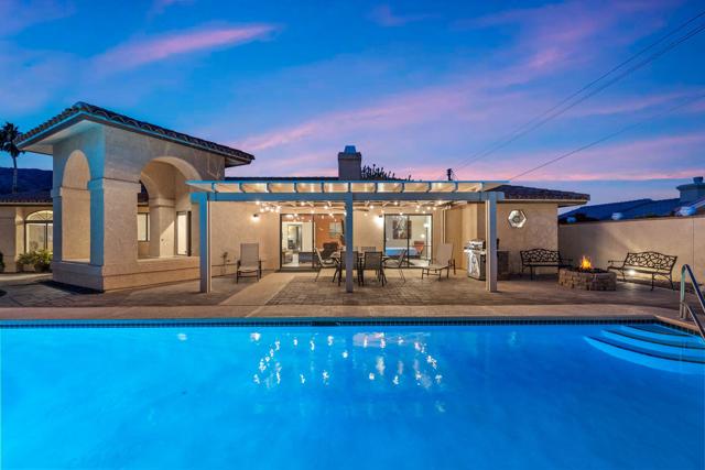 53720 Avenida Carranza, La Quinta CA: https://media.crmls.org/mediaz/f8dd1a4d-493a-4b80-9e40-064d0dd4422e.jpg
