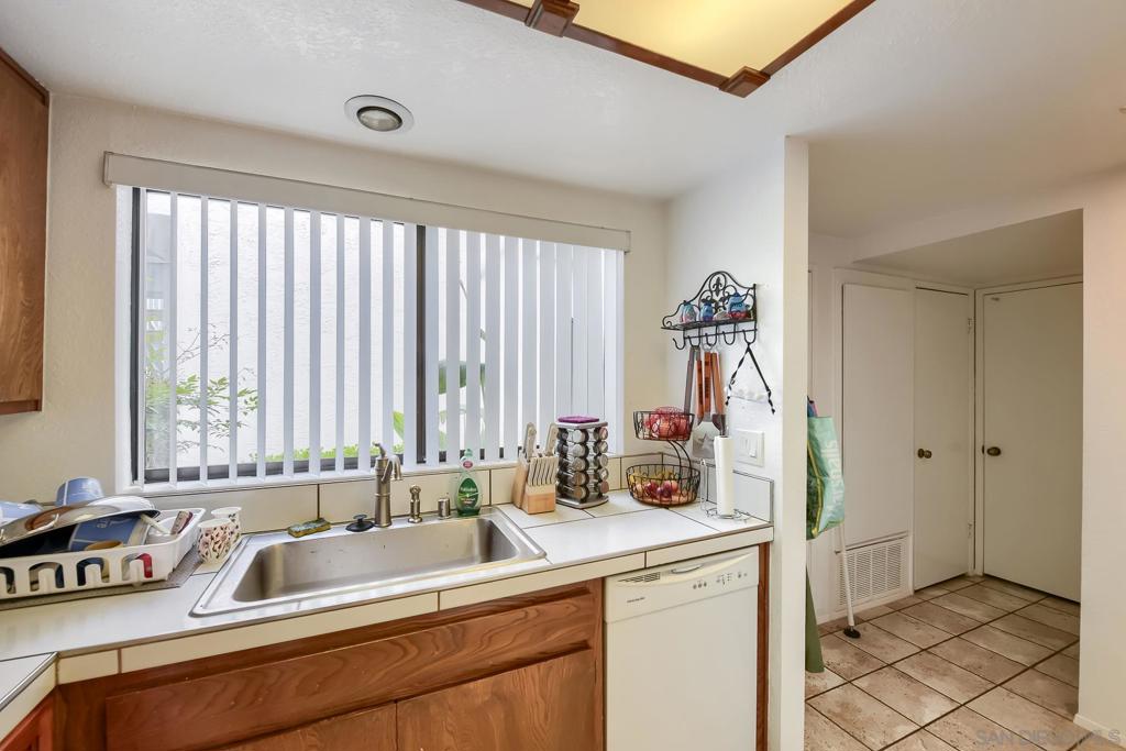 4085 Crystal Dawn - photo 16