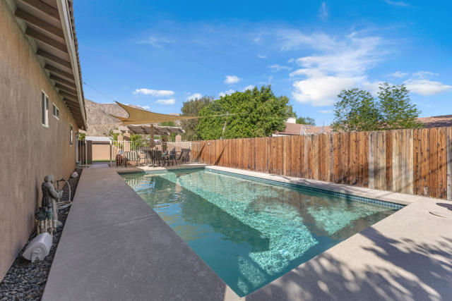 Image 13 of 64 For 52680 Avenida Martinez