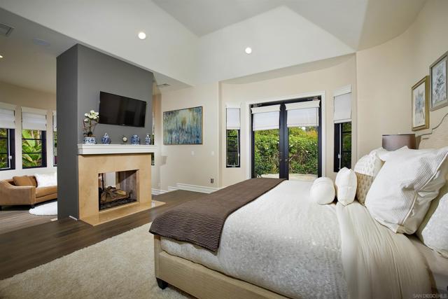 18092 Lago Vista, Rancho Santa Fe CA: https://media.crmls.org/mediaz/f8df516d-8230-4369-bc70-ef9b74c8ef36.jpg