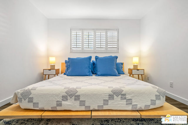 2180 S Palm Canyon Drive, Palm Springs CA: https://media.crmls.org/mediaz/f8e14c44-a1f0-4778-98a2-b670414230bf.jpg
