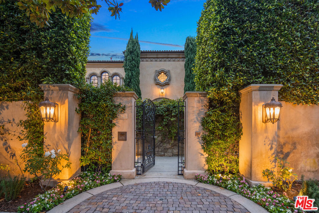 150 Esparta Way, Santa Monica, CA 90402