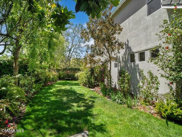 5455 Via Olas, Newbury Park CA: https://media.crmls.org/mediaz/f8e30b8a-cb63-4195-8565-f6de5c99fa5c.jpg