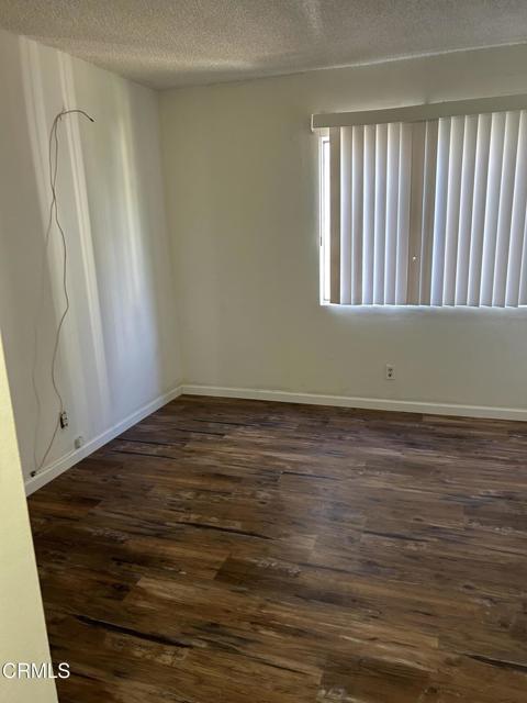 5460 White Oak Avenue, Encino CA: https://media.crmls.org/mediaz/f8e32a0a-bb44-4292-8d63-382c17e6c8cf.jpg