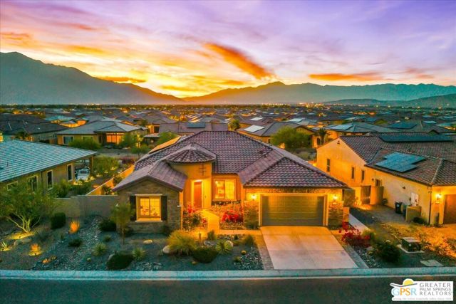 103 Prosecco, Rancho Mirage CA: https://media.crmls.org/mediaz/f8e36039-5b8e-4a49-bcac-c51ea8933a8f.jpg