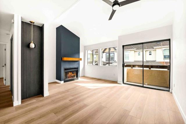 711 S Bayshore Boulevard, San Mateo CA: https://media.crmls.org/mediaz/f8e39844-e656-46e5-ad38-d2a9e6b6d82b.jpg