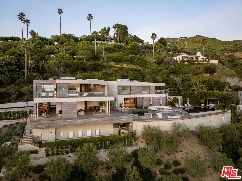 MLS #26839513 image #1