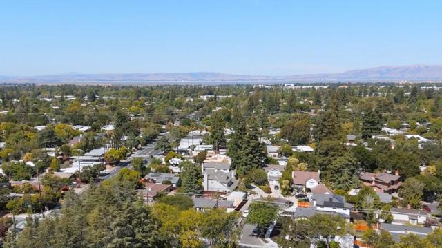 4206 Rickeys Way, Palo Alto CA: https://media.crmls.org/mediaz/f8e4d954-47a3-40a1-8036-6b5e14b6acc4.jpg