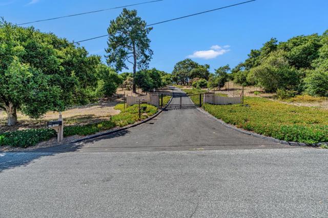 19225 Reavis Way, Salinas CA: https://media.crmls.org/mediaz/f8e517eb-15f4-433f-ae3b-311a40a2fa44.jpg