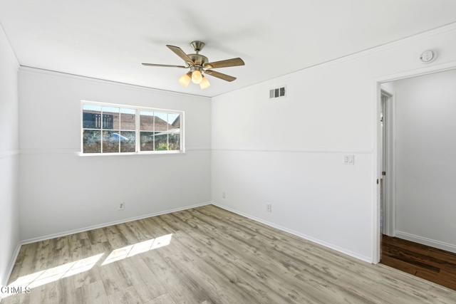 Detail Gallery Image 36 of 56 For 2082 Belgrave Ct, Simi Valley,  CA 93063 - 3 Beds | 2 Baths