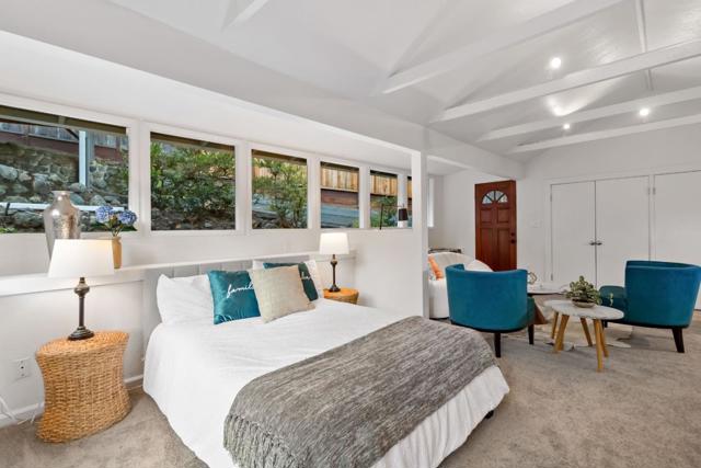 1019 Los Trancos Road, Portola Valley CA: https://media.crmls.org/mediaz/f8e689b7-9856-4d4d-bc5f-a8d83743cea6.jpg