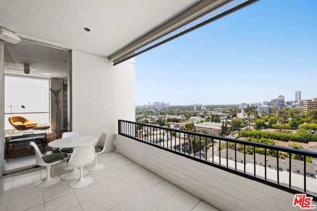 1100 Alta Loma Road, West Hollywood CA: https://media.crmls.org/mediaz/f8e71720-72be-4ca1-9910-39add8c0c9fb.jpg