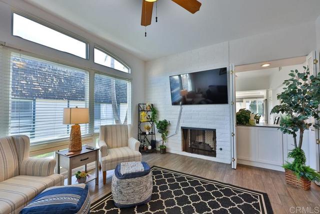 Detail Gallery Image 14 of 52 For 79 Half Moon Bend, Coronado,  CA 92118 - 3 Beds | 2 Baths