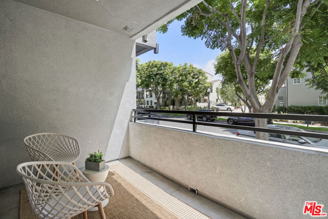 7100 Playa Vista Drive, Playa Vista CA: https://media.crmls.org/mediaz/f8e984f8-ffb4-4cf9-8acd-c7496de87203.jpg
