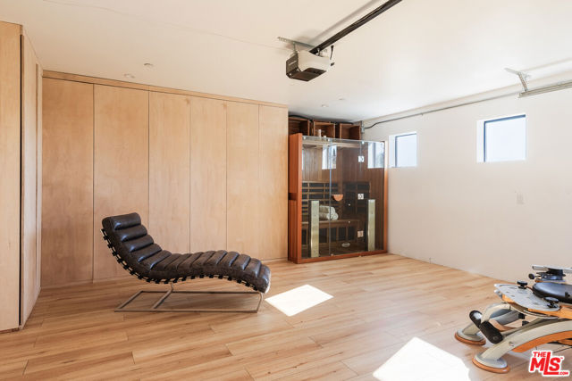 Image 34 of 38 For 4052 Jennings Drive