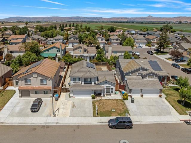 730 Marseille Drive, Hollister CA: https://media.crmls.org/mediaz/f8e9c892-92dd-4896-8e29-27e5af1c0ef9.jpg