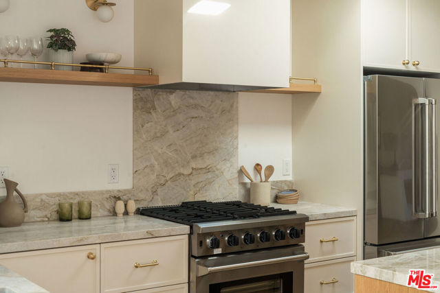 3923 Revere Avenue, Los Angeles CA: https://media.crmls.org/mediaz/f8ea40d1-2ac4-4480-aa33-1a3ea629647f.jpg