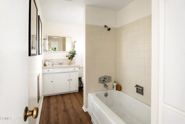 Detail Gallery Image 29 of 61 For 126 E 4th St, Ontario,  CA 91764 - 4 Beds | 3 Baths