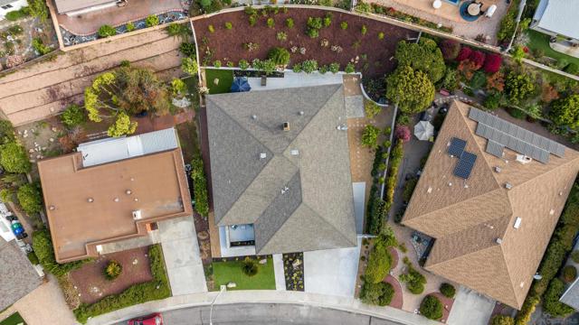 12195 San Tomas Pl, San Diego CA: https://media.crmls.org/mediaz/f8ebf049-e1a9-4feb-a026-1fa47c60000c.jpg