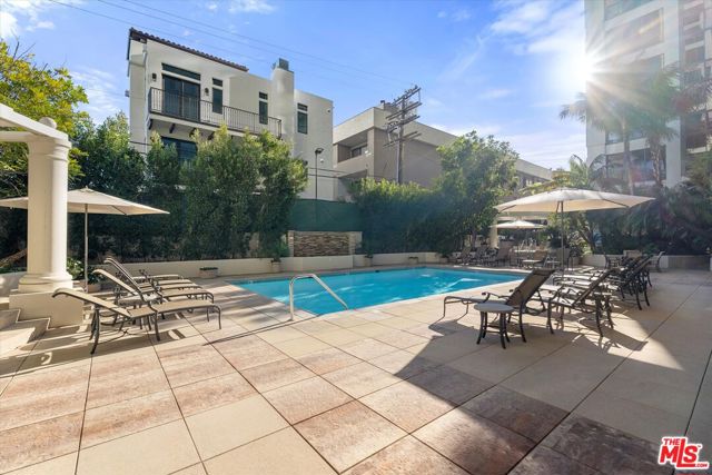 10724 Wilshire Boulevard, Los Angeles CA: https://media.crmls.org/mediaz/f8ebfd9a-42d4-435c-87c6-4d81904d1ed9.jpg