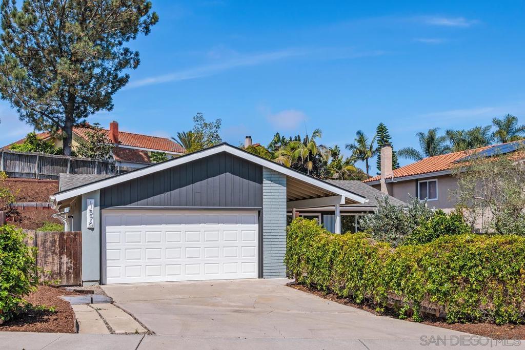 1570 Avenida De Los Lirios - photo 17