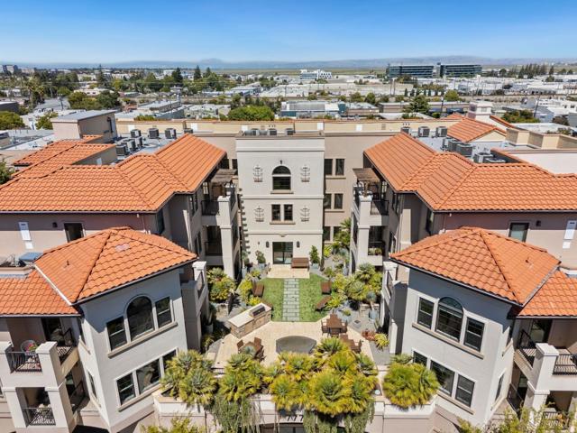 777 Walnut Street, San Carlos CA: https://media.crmls.org/mediaz/f8ed7ed5-5c41-42fd-b23f-3e85da3f05fc.jpg