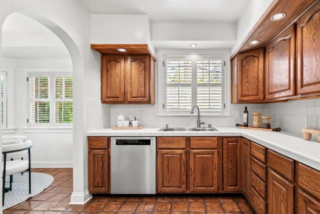 903 Michigan Avenue, San Jose CA: https://media.crmls.org/mediaz/f8ee30bb-fc1a-4fca-86e7-82f3fd3b5ec8.jpg