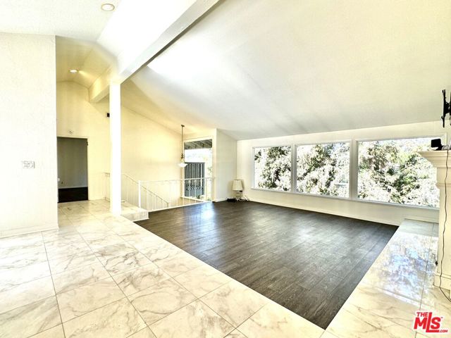 21833 De La Luz Avenue photo 8